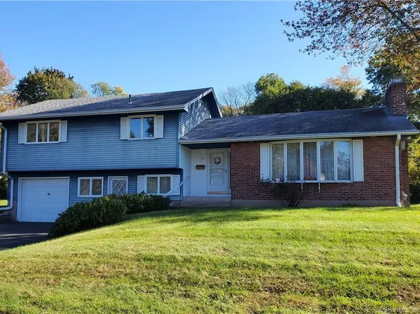 44 Summerset Drive, East Hartford, CT 06118