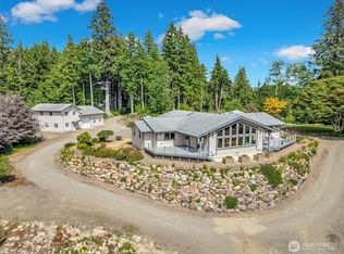 3201 Alt. Hwy 101, Ilwaco, WA 98624