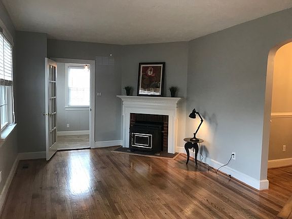 3rd image of 2315 Wedgewood Ave
