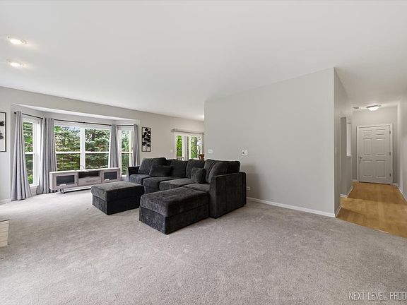 4th image of 357 Ridge Rd