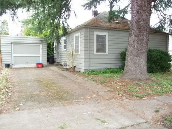 504 NW 30th St, Corvallis, OR 97330
