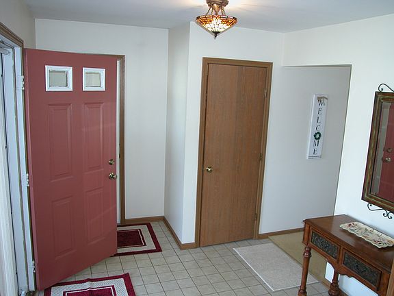 2nd image of 405 New York Ln
