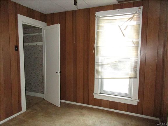 5th image of 33 West Ave