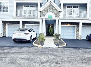 201 Prestwick Way, Edison, NJ 08820