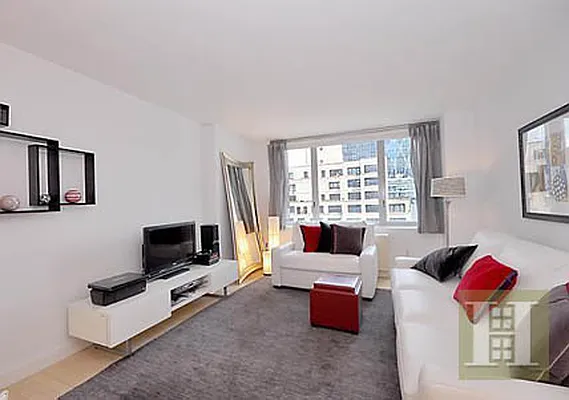 Rented by Halstead Real Estate | media 17