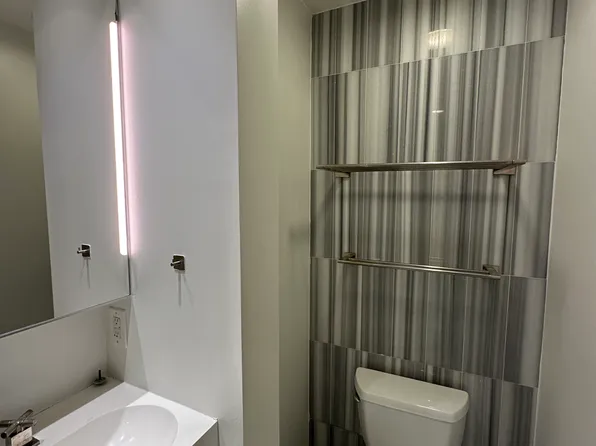 116 Clinton Street image 13 of 14