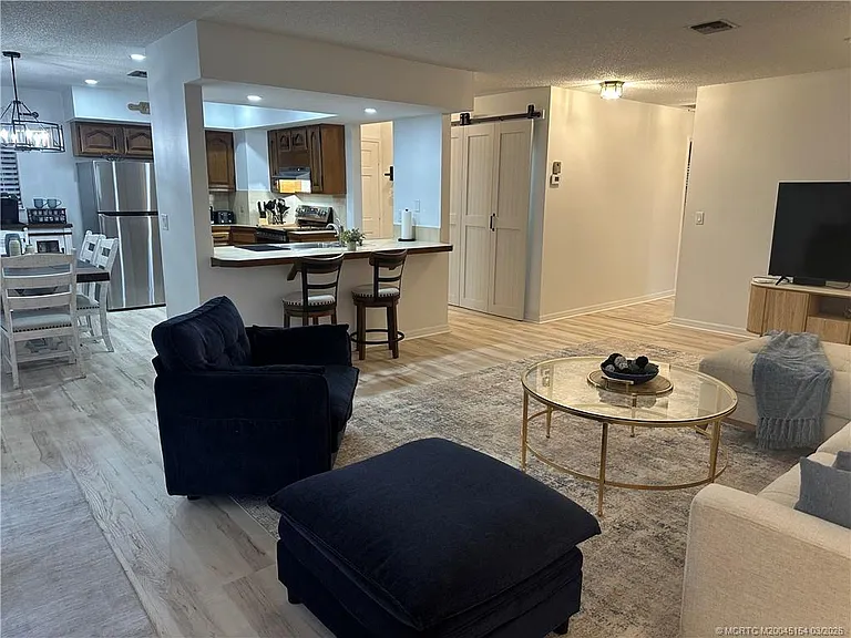4095 SE Centerboard Ln #6-B — Photo 10