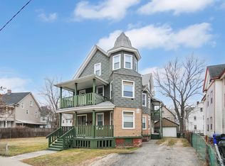 27 Waverly St, Springfield, MA 01107