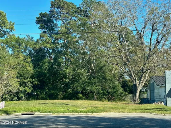 207 S Brown Street, Chadbourn, NC 28431
