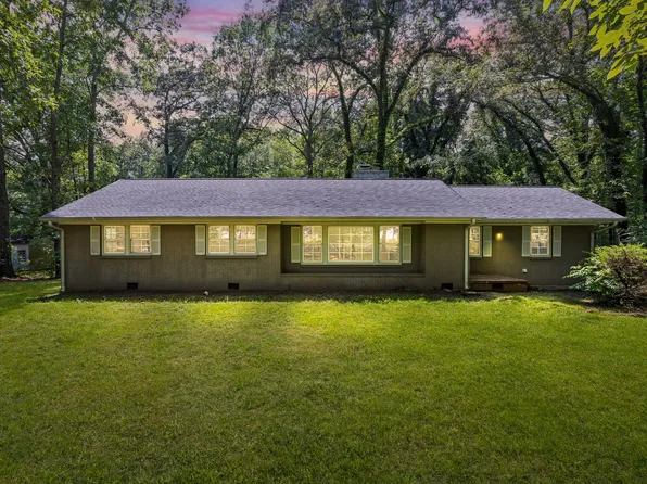 1006 Westwood Dr, Tullahoma, TN 37388