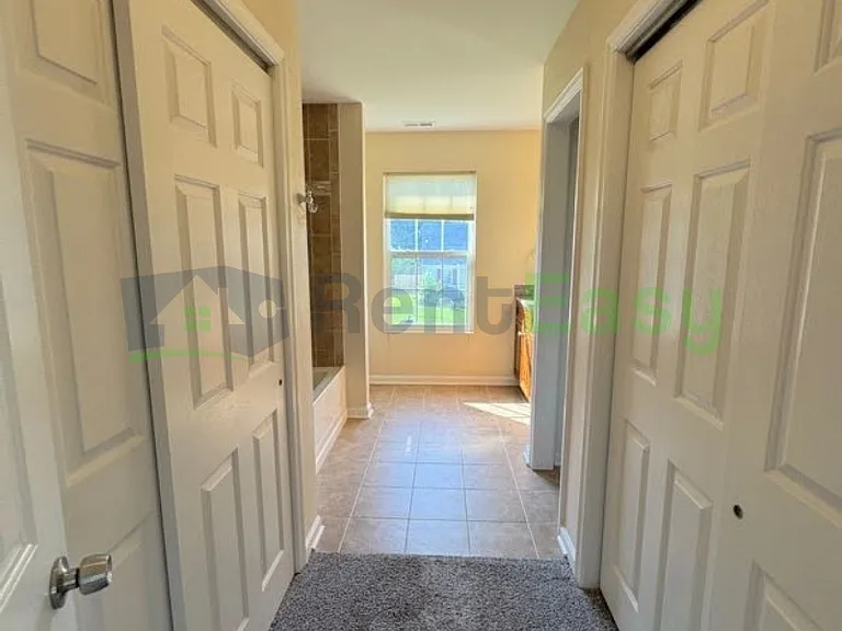 8019 Keene Rd — Photo 17
