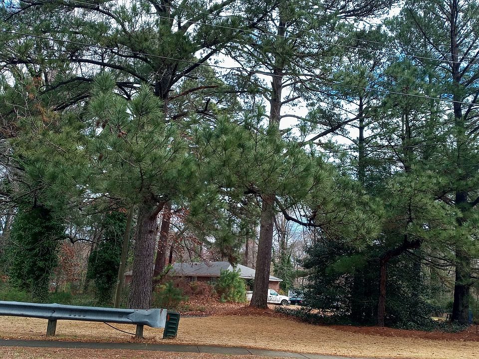 2nd image of 4207 Taylor Rd