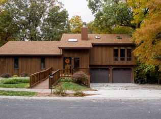 2713 Greenbriar Dr, Columbia, MO 65203