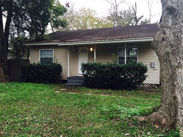 1st image of 1013 Odessa Dr W