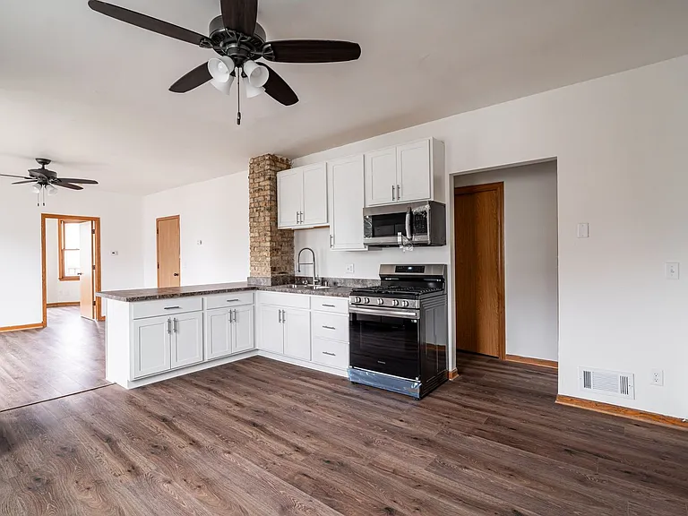 3345 N Richards St — Photo 11