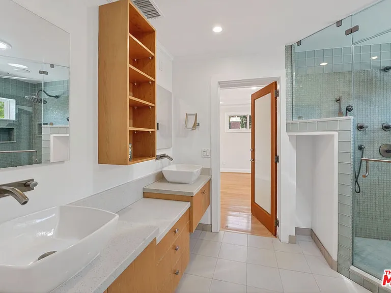 1288 Calle De Sevilla — Photo 18