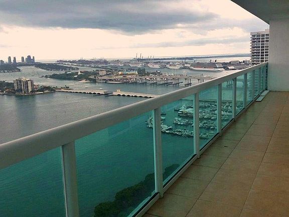 2nd image of 1800 N Bayshore Dr APT 3309
