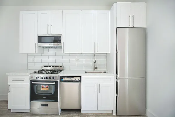 Rented by Bohemia Realty Group | media 15