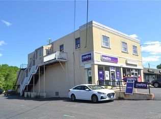 889 Farmington Ave, Bristol, CT 06010