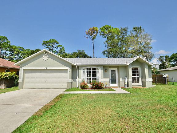 2nd image of 2432 SW Vardon Street