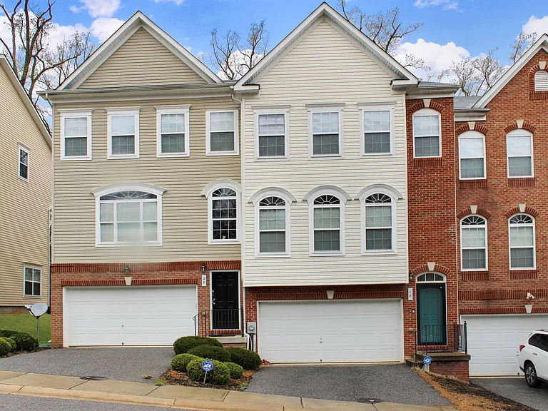 18 Kearney Way — Photo 2
