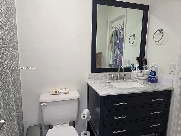 523 W 68th St #5 — Photo 29