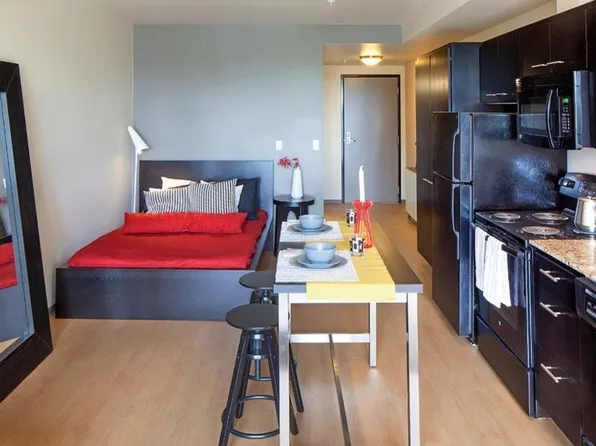 Corso, 5120 N Interstate Ave APT 304, Portland, OR 97217