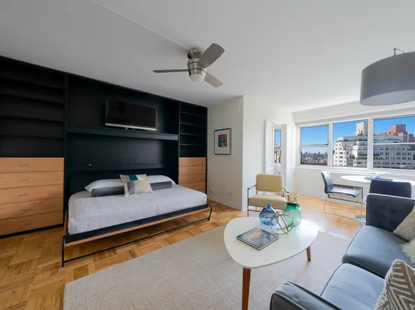 69 West 9th Street image 1 of 9
