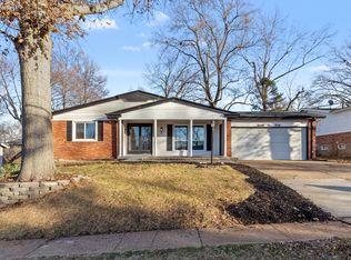 2540 Derhake Rd, Florissant, MO 63033