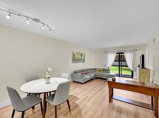 9503 Boca Cove Cir, Boca Raton, FL 33428