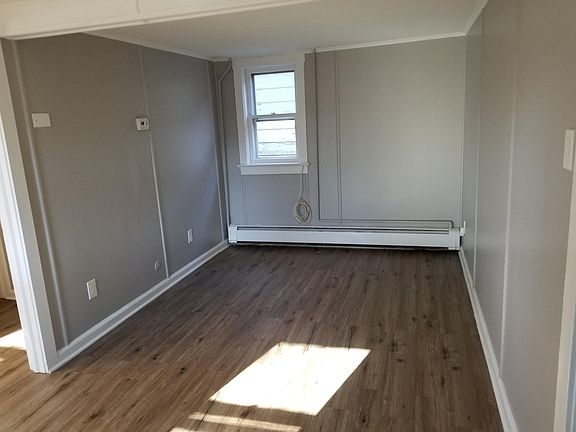 3rd image of 601A Boulton Ave #A