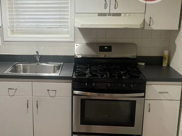 2865 Harrington Ave, Bronx, NY 10461