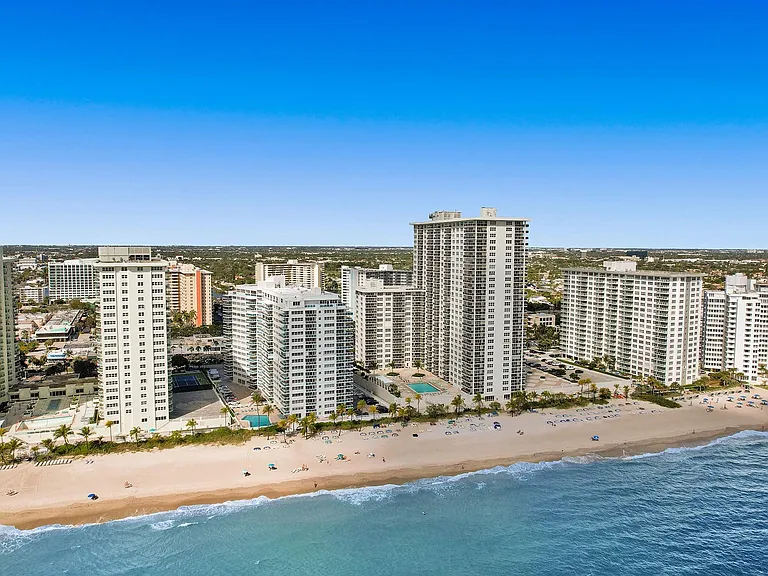 3430 Galt Ocean Dr #304 — Photo 49