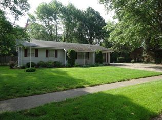 2063 Blue Ridge Dr, Terre Haute, IN 47802