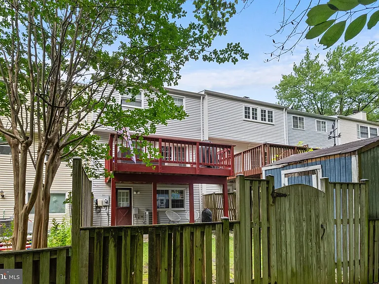 8113 Loving Forest Ct — Photo 46