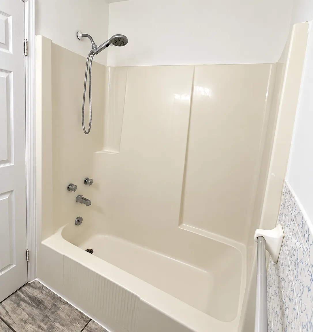 3 bed, $3,200 — Photo 4