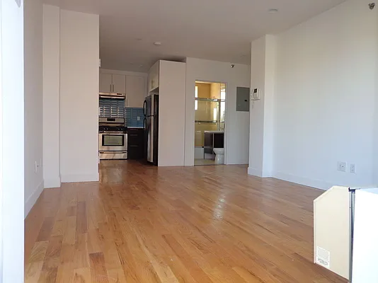 Rented by Bahar Management | media 16