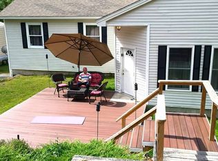 11 Mountain View Dr, Hudson, NH 03051