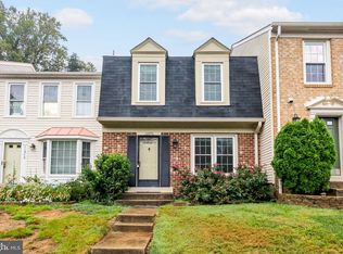 11970 Artery Dr, Fairfax, VA 22030