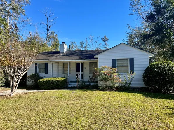 2507 Churchill Dr, Valdosta, GA 31602