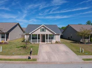 635 Clarion Ct, Boiling Springs, SC 29316