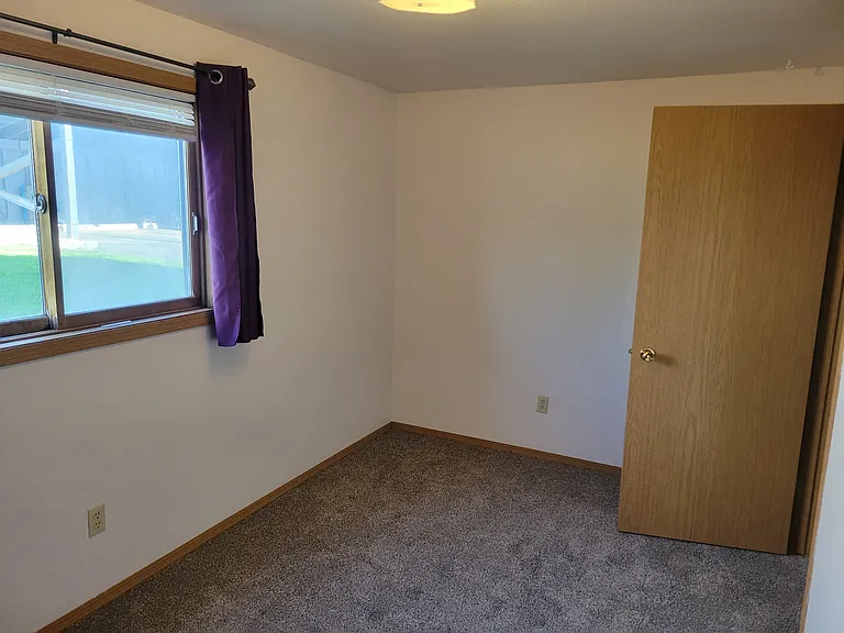 115 Tyler Way #1-C — Photo 12