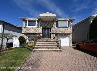 89 Copley St, Staten Island, NY 10314