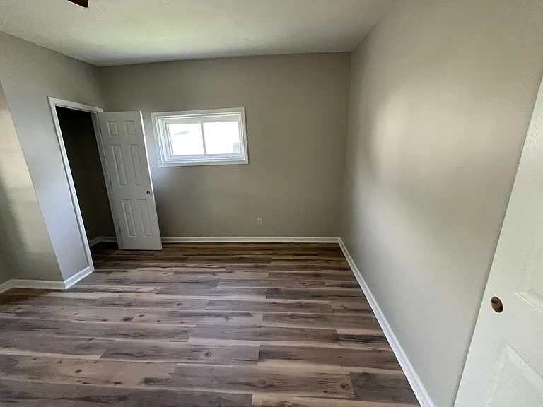 103 Martin Luther King Jr St — Photo 8