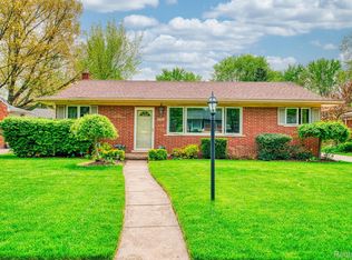 16951 Marguerite St, Beverly Hills, MI 48025