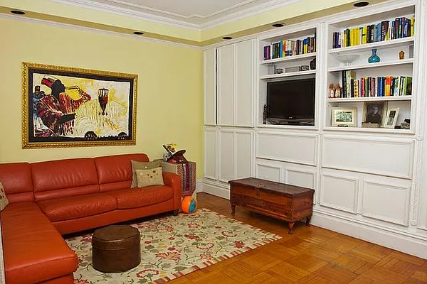 Sold by Real Direct | media 37