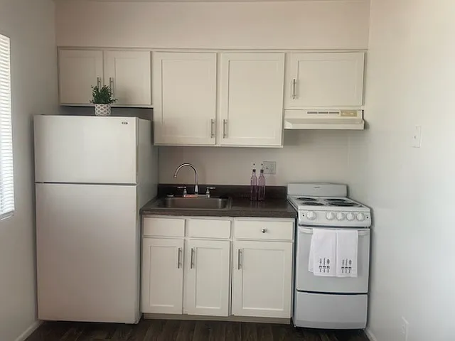 Sycamore Cove Apartments — Photo 7