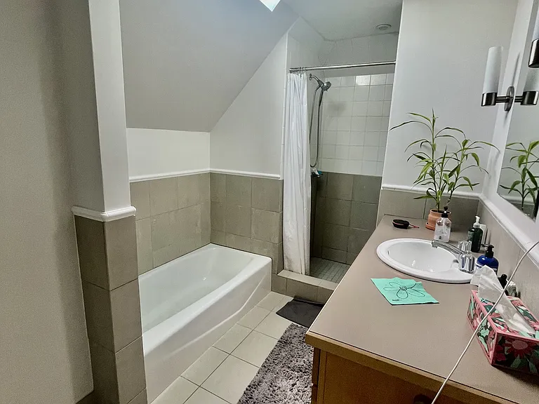 118 Coolidge St #1 — Photo 7