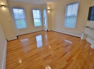 35 Brookline St APT 9, Cambridge, MA 02139