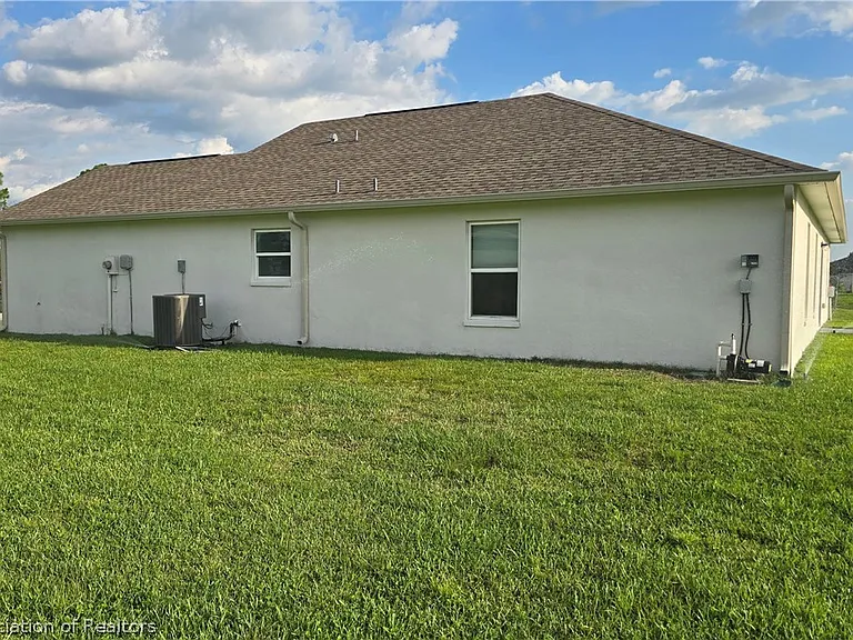 4720 San Lorenzo Dr — Photo 30